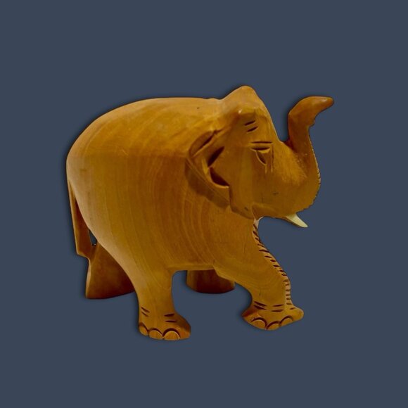 Vintage Hand Carved Wooden Elephant Trunk Up. RARE! Read Description. - Picture 2 of 8